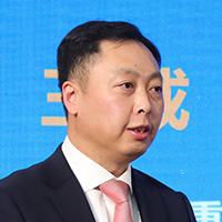 王成